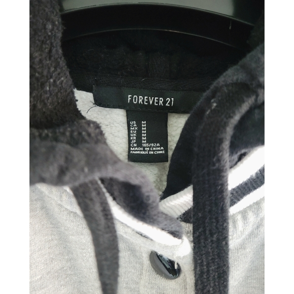 F21 | Varsity Style Snap-Button Front Hoodie - Picture 4 of 5